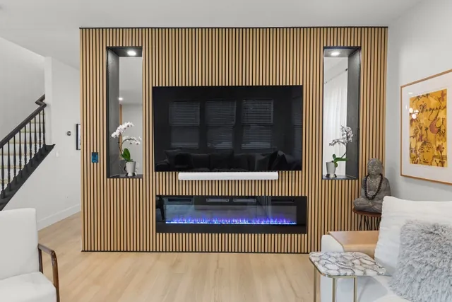 Fireplace feature wall with oak slats