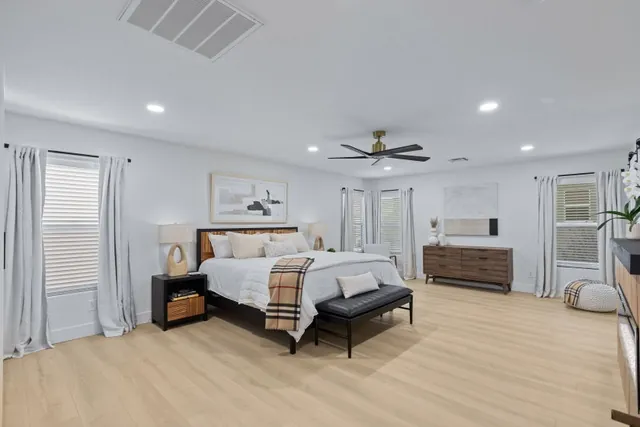 Bedroom with bench seating