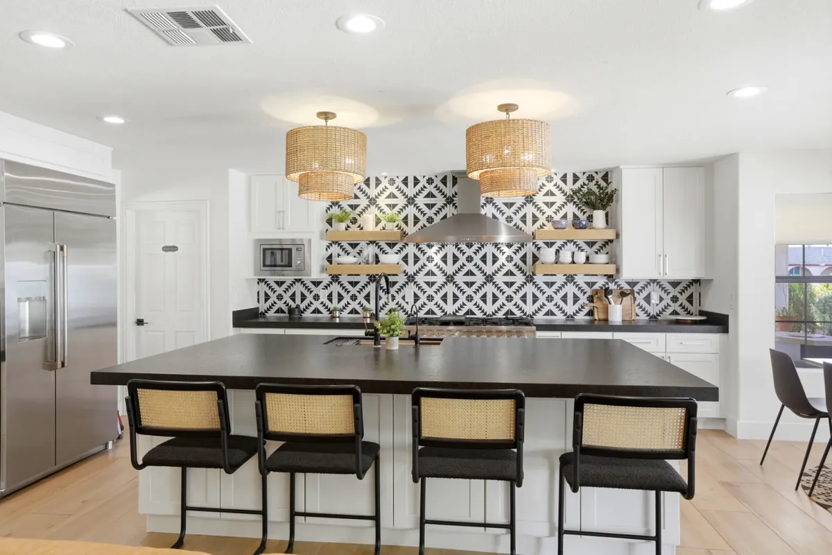 Essie House — interior photograph