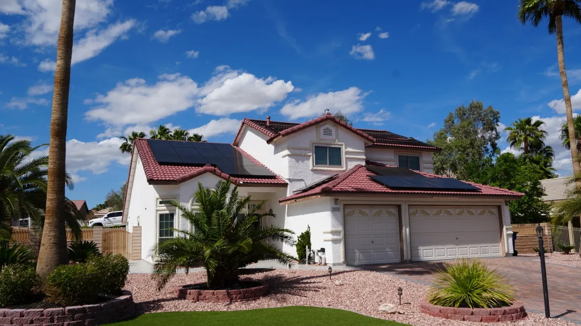Palm View Drive — interior photograph
