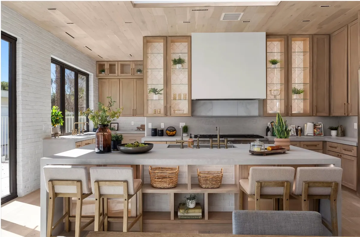 Paragon House — interior photograph