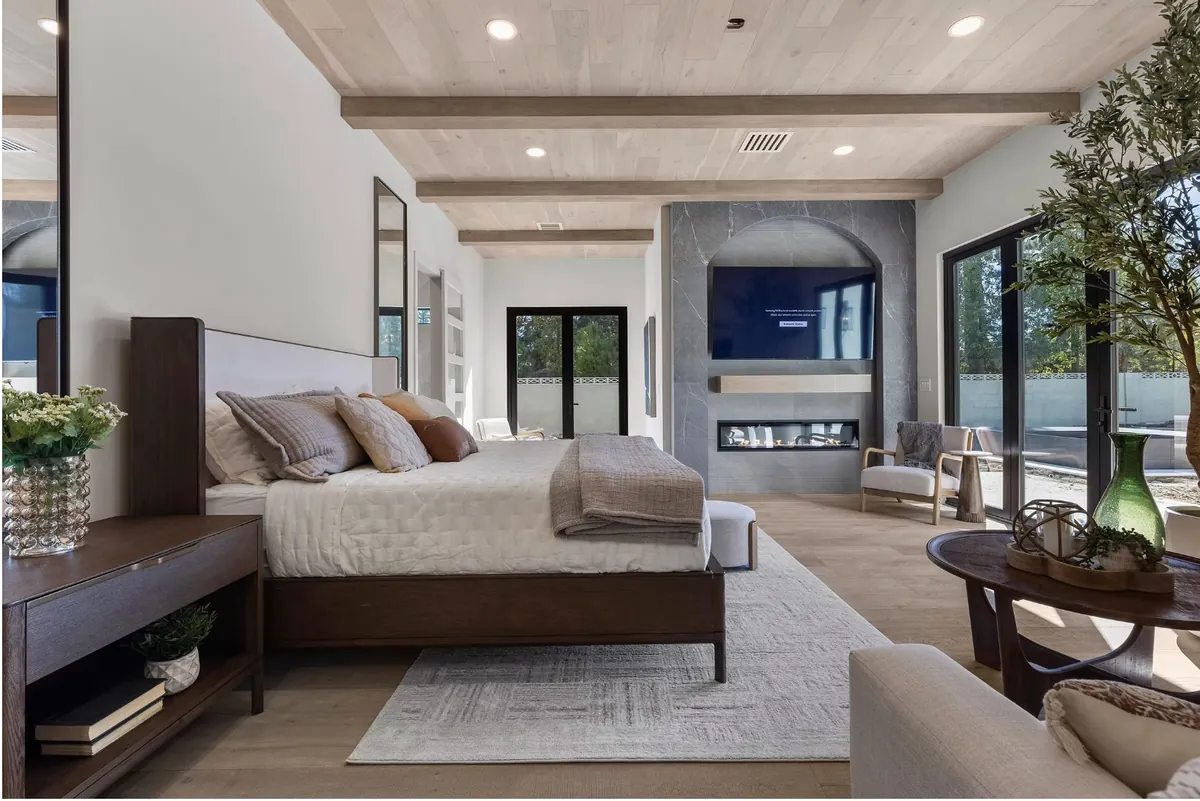 Paragon House — interior photograph