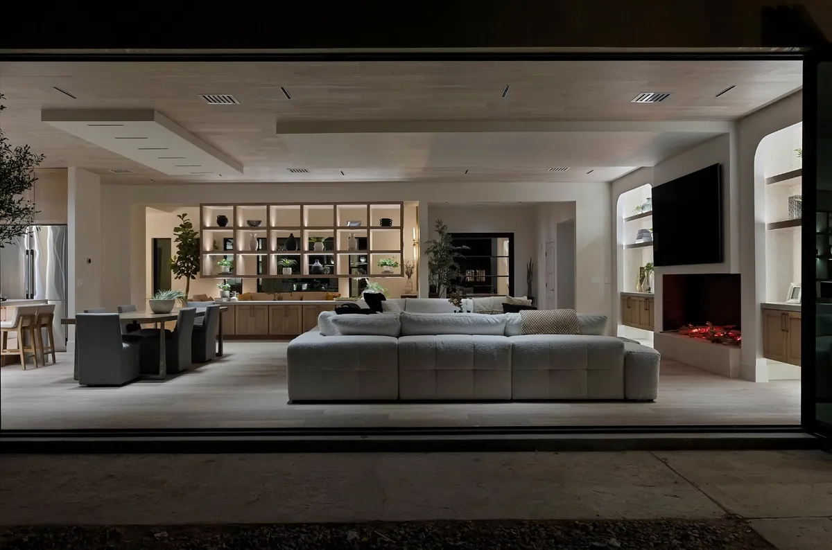 Paragon House — interior photograph