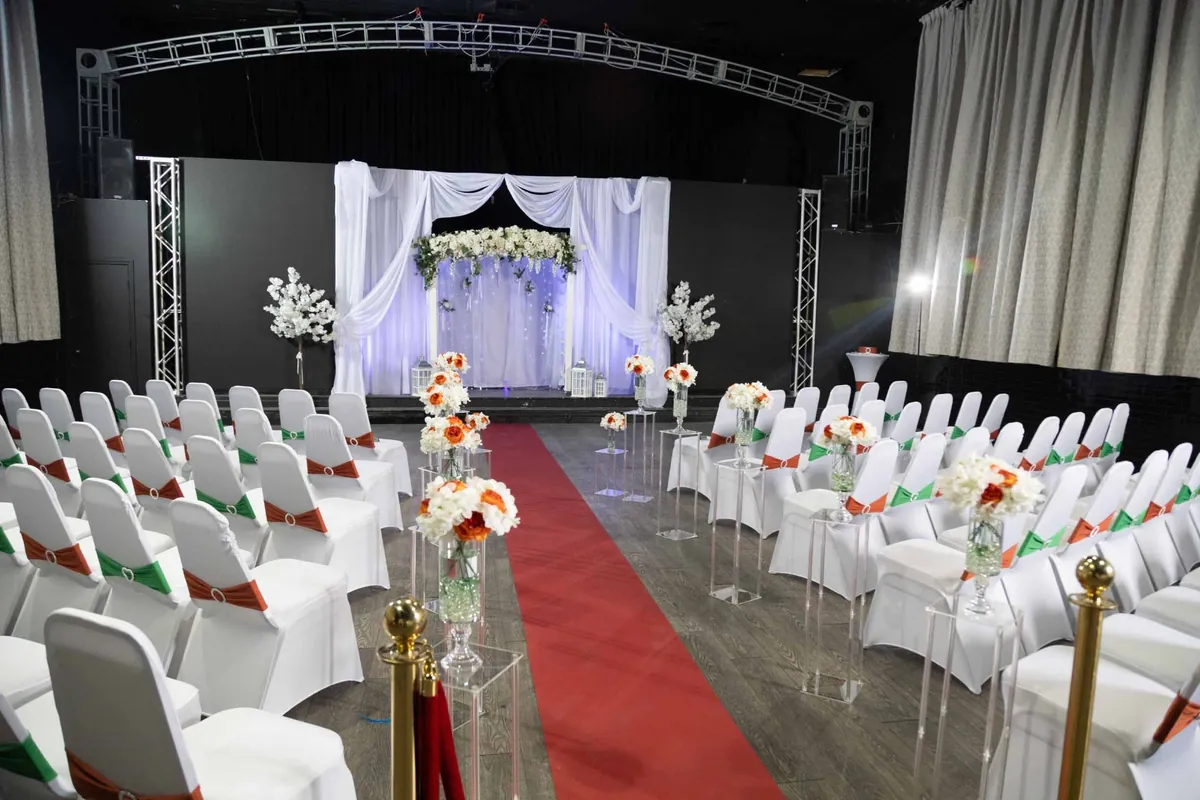 Royal Wedding Chapel — interior photograph